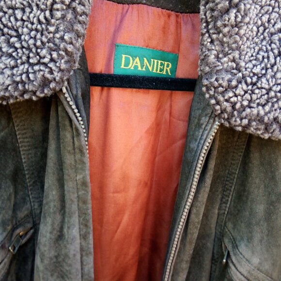 Danier Suede Shearling Jacket - Picture 5 of 6